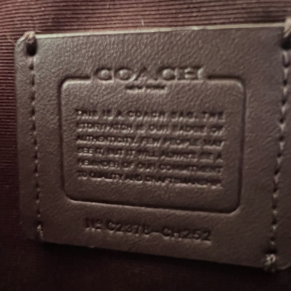 Coach Heritage Messenger Leather Crossbody Bag in Wine - Picture 2 of 12